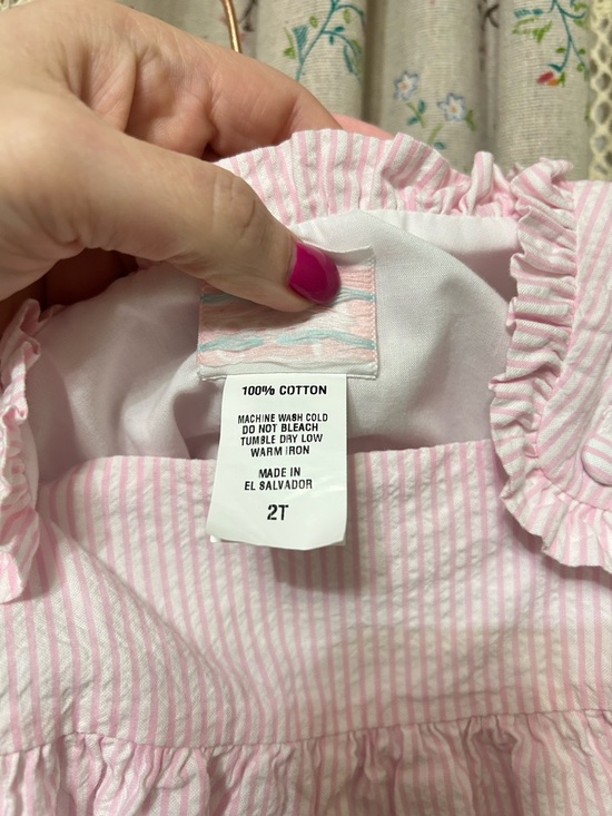 Stitchy Fish Pink Seersucker Bubble Romper 2T Ruffle Collar EUC - Picture 3 of 5